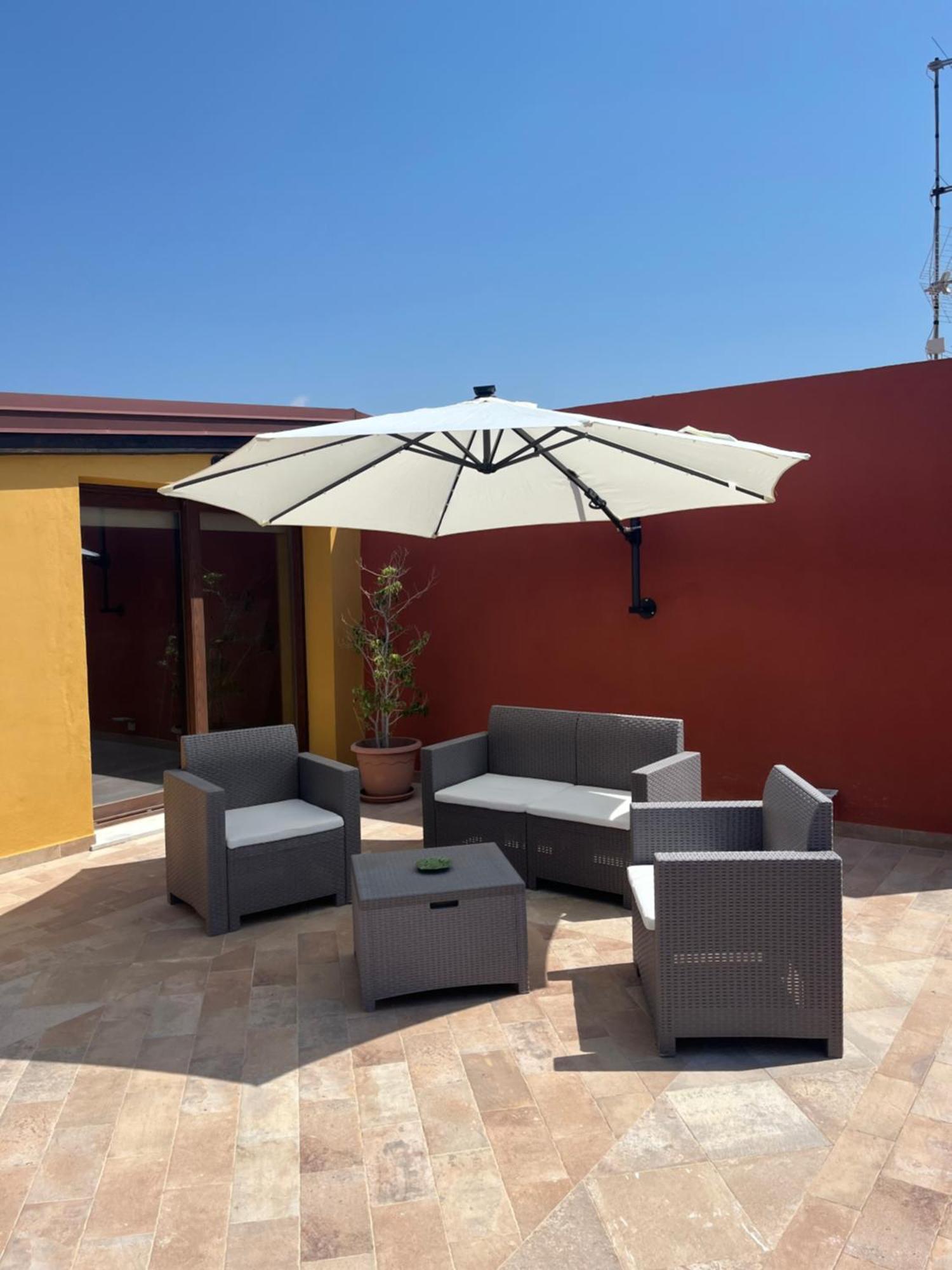 B&B Around The World Villa San Giovanni Exteriör bild