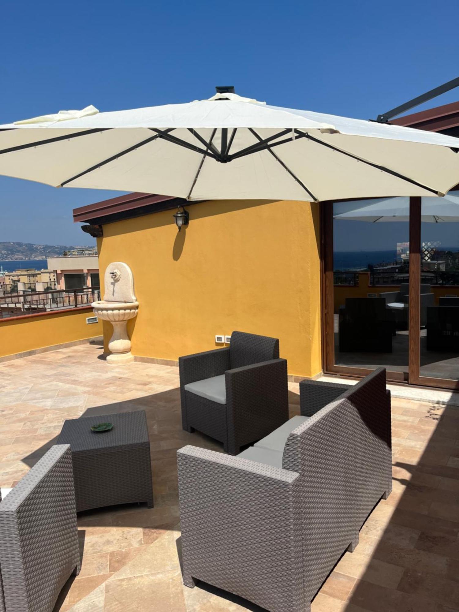 B&B Around The World Villa San Giovanni Exteriör bild