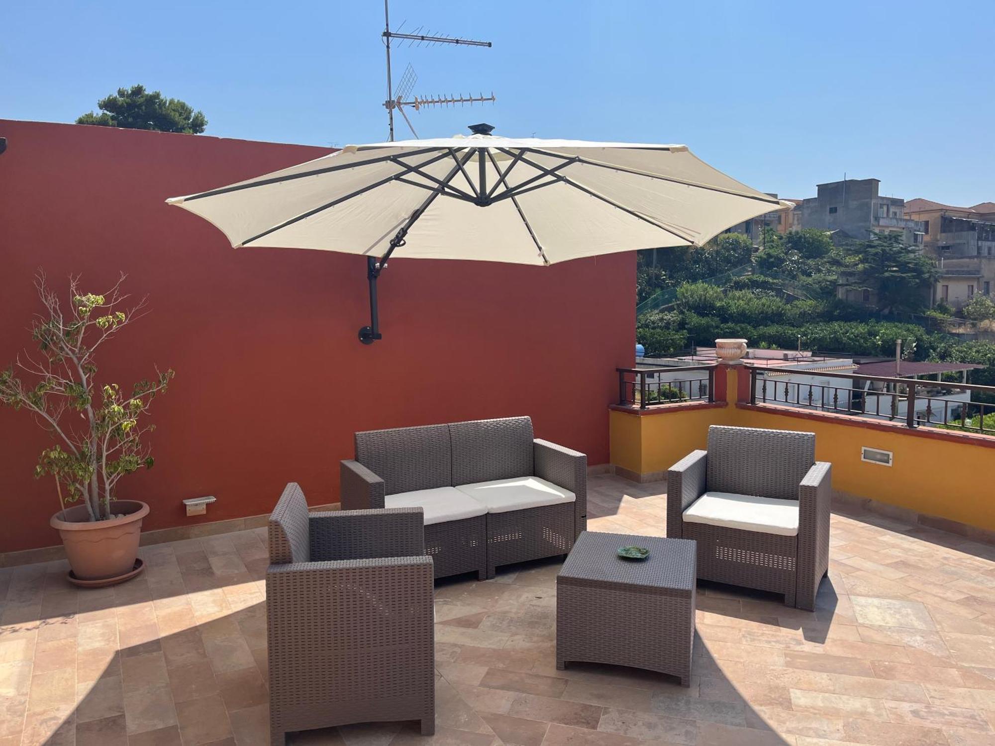 B&B Around The World Villa San Giovanni Exteriör bild