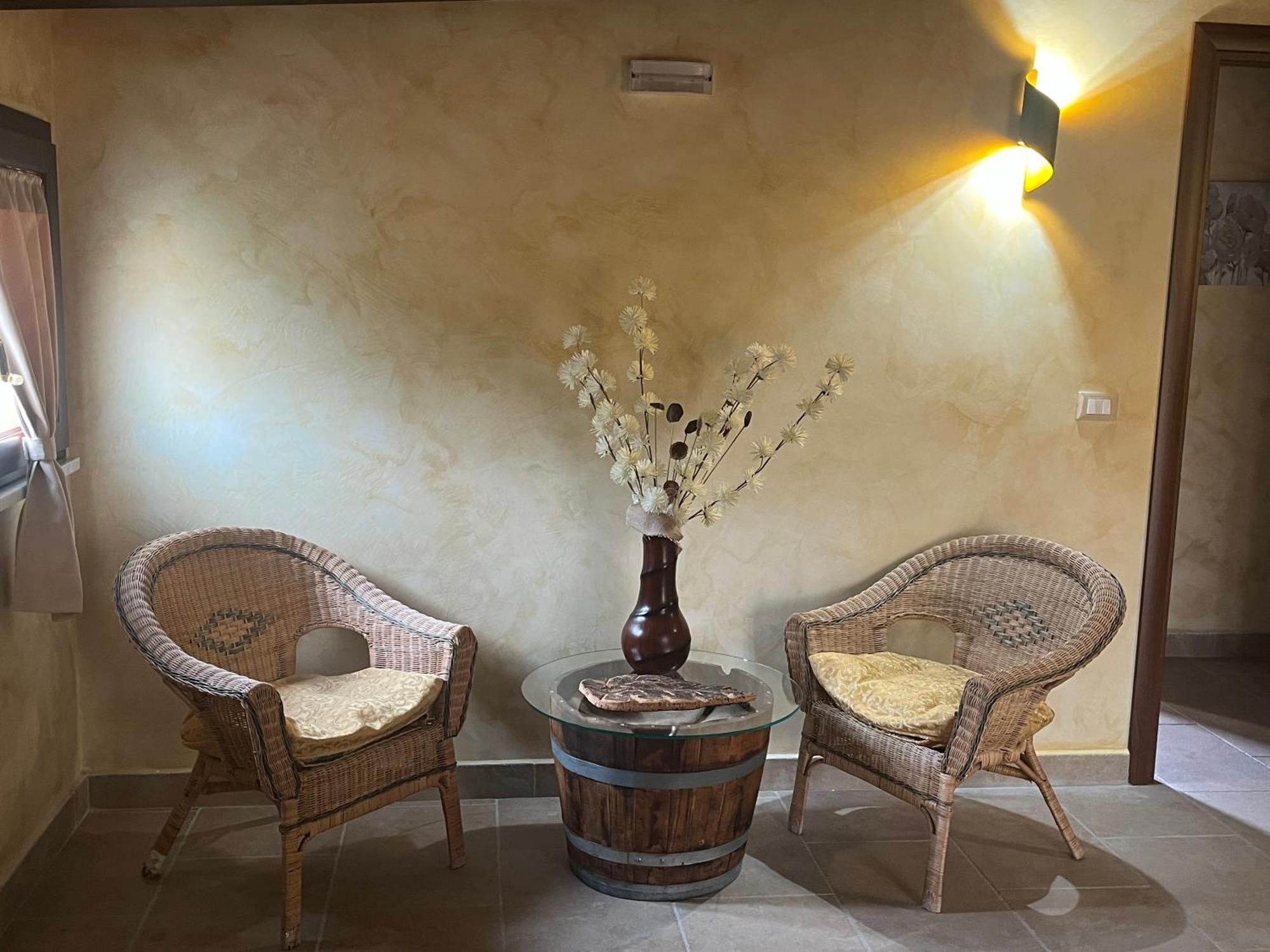 B&B Around The World Villa San Giovanni Exteriör bild