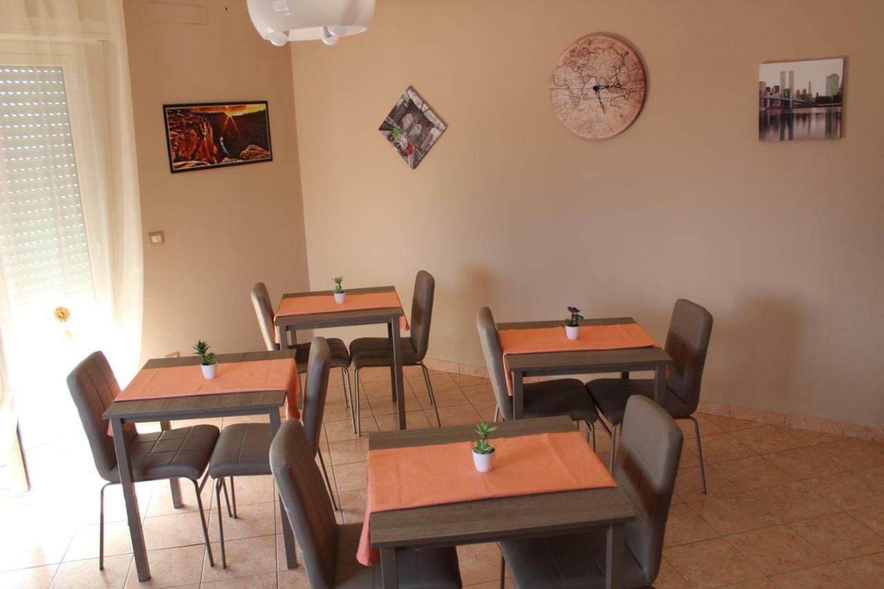 B&B Around The World Villa San Giovanni Exteriör bild